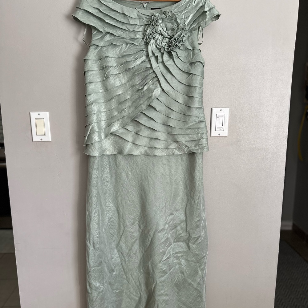 Formal Mint Green Women's Dress